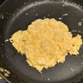 Cooksnap dari Adhi Wiiiii untuk resep Scrambled Egg McD 100% otentik 🍳