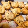 Petneházi Bettina Cooksnap-ja, amikor elkészítette a(z) Tepertős pogácsa és szilvalekváros papucs receptet.