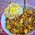Priyanka Sinha's cooksnap of when they made ডিম পোচ ম্যাগি ( dim poach maggie recipe in Bengali.