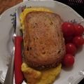 Kovács - Németh Anett Cooksnap-ja, amikor elkészítette a(z) Omlett szendvics receptet.