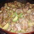 El cooksnap de veronica_janett80 cuando hizo Manitas de cerdo en salsa verde con calabacitas y papas.