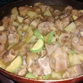 El cooksnap de veronica_janett80 cuando hizo Manitas de cerdo en salsa verde con calabacitas y papas.