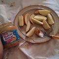 Cooksnap από Ραφαέλα Τόκα στη συνταγή Σνακ με φρούτο και φυστικοβούτυρο