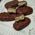 Arti Arora का कुकस्नैप जब उन्होंने कोकोनट चॉकलेट बाउंटी बार (Coconut chocolate bounty bar recipe in hindi) बनाया था।