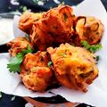 Mayank Srivastava का कुकस्नैप जब उन्होंने लच्छेदार प्याज़ की पकौड़ी (lachedar pyaz ki pakodi recipe in Hindi) बनाया था।