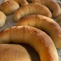 Annamária Belak Cooksnap-ja, amikor elkészítette a(z) Kovászos kifli és zsemle ❤️ receptet.