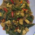 Cooksnap dari Triyana Sari untuk resep Tumis kacang panjang mix bakso & tahu