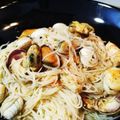 El cooksnap de Gemma Leticia Gomez Perez cuando hizo Fideo chino con almejas y gambitas.