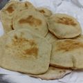 صورة من Baso Baso، شاركها بعد تجربة وصفة الخبز العربي ناجحة من اول مرة للمبتدئين