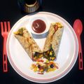 Poonam Gupta का कुकस्नैप जब उन्होंने पिज़्ज़ा रोल (Pizza roll recipe in hindi) बनाया था।