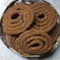 Ujjwala Gaekwad का कुकस्नैप जब उन्होंने चावल के आटे की चकली (chawal ke aate ki chakli recipe in hindi) बनाया था।
