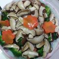 麗麗 的 【厚生廚房】花椰燴鮮菇 cooksnap