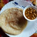 Sunanda Das's cooksnap of when they made অমৃতসারি ছোলে উইথ ভটুরে (Amritsari chole with bhature recipe in Bengali).