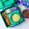 Cooksnap Nur Dhunaa AB Maleq semasa beliau membuat Nasi goreng Ayam Kunyit.