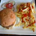 પારૂલ મોઢા 's cooksnap of when they made વેજ. બર્ગર (Veg Burger Recipe In Gujarati).
