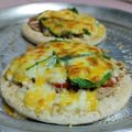 Cooksnap Rozita Jaafar Sekdek semasa beliau membuat 👩‍🍳Pitta Beef Mushroom Piza.