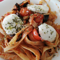 El cooksnap de Eider&Ana cuando hizo Pasta con berenjena, tomates y mozzarella fresca.