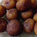 صورة من Fiktorika Ahmed، شاركها بعد تجربة وصفة الجولاب جامون(الحلاوه الباكستانيه)