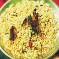 Rafiqua Shama का कुकस्नैप जब उन्होंने मूंग दाल स्प्राउटस झाल मुरी (Moong dal sprouts jhal muri recipe in hindi) बनाया था।