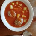 Kata Jusztinné Horváth Cooksnap-ja, amikor elkészítette a(z) Paradicsomos húsgombóc főtt burgonyával receptet.