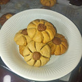 fateebck's cooksnap of when they made Chocolate Flower Cookies.