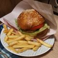 Felföldi Edit Cooksnap-ja, amikor elkészítette a(z) Hamburger zsemle receptet.