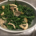 宮鎖沉香 的 龍鬚菜炒袖珍菇(簡單料理) cooksnap