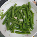 愛吃的小芸 的 炒菜豆｜素食10分鐘上菜 cooksnap