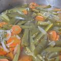 El cooksnap de Cecy MA cuando hizo Chiles curtidos o en escabeche 100% caseros.