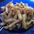 Cooksnap από Χριστίνα Μ στη συνταγή "Καραμελωμένα" λουκάνικα με πατάτες τηγανητές!!!!