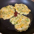Éva Méhesfalvi Cooksnap-ja, amikor elkészítette a(z) Keto cukkini tócsni sajttal receptet.