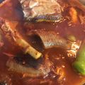Cooksnap Cempaka Putih semasa beliau membuat Asam Pedas Ikan Pari- Pes Sweet Apple Cafe Jengka.