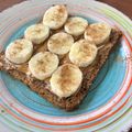 Cooksnap από Eirinaki στη συνταγή Ψωμί με φυστικοβούτυρο, μέλι, μπανάνα
