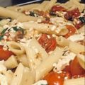 Cooksnap de Ana Lopes quando cozinhou Massa com frango, tomate seco e azeitonas.