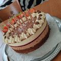 k.szabina94 Cooksnap-ja, amikor elkészítette a(z) Tej-és fehércsokoládé mousse torta málnazselével receptet.
