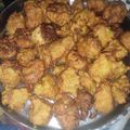 Manu Bhandari का कुकस्नैप जब उन्होंने लौकी की पकौड़ी (Lauki ki Pakodi Recipe in Hindi) बनाया था।