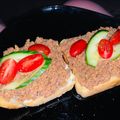 Evelyn von Sattler Cooksnap-ja, amikor elkészítette a(z) Tatár beefsteak 🐮 receptet.