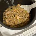 Hannah Wu 的 用電子鍋輕鬆煮一餐！懶人料理-日式鮭魚炊飯 cooksnap