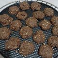 Cooksnap Su semasa beliau membuat Biskut oat badam rangup.