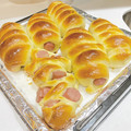 Thyme Siu 的 超簡單０技巧の不一樣的港式腸仔包（焗爐） cooksnap