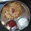 Nita Mavani 's cooksnap of when they made મેથી ના ઢેબરા.