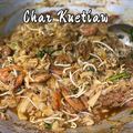 Cooksnap Sesimple Loralin semasa beliau membuat Char kuey teow.