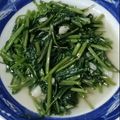 林清源 的 干貝醬炒空心菜 cooksnap