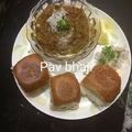 Rita Mehta ( Executive chef ) का कुकस्नैप जब उन्होंने स्ट्रीट स्टाइल पाव भाजी (Street style pav bhaji recipe in hindi) बनाया था।