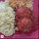 Cooksnap Dagmara Baran/Coś smacznego i niedrogiego z czasów, kiedy przygotował Pulpety z kiszoną kapustą w sosie pomidorowym.