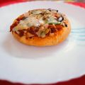 Sandipta Sinha's cooksnap of when they made নো ওভেন নো ইস্ট চিকেন পিজ্জা (Chicken pizza recipe in bengali).