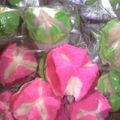 Cooksnap dari ηαуу'ѕ кιт¢нєη untuk resep Bolkus Mekar Versi Susu Cair, maniiiiis..