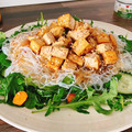 El cooksnap de Vanessa Pérez cuando hizo Ensalada thai con tofu caramelizado.