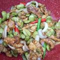 Cooksnap Rose Nani Nizah Nayan semasa beliau membuat Petai Goreng Udang Solo.