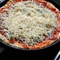 Cooksnap dari moe nifa untuk resep Pizza teflon empuk